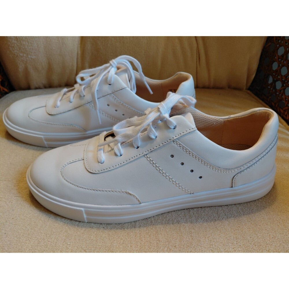 New Clarks Makea Court White Leather Sneakers Women’s Size 8 M EU 39- no box